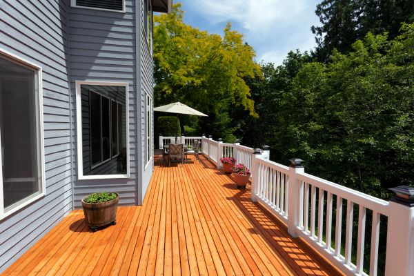 Cedar Deck Construction in Laguna Niguel