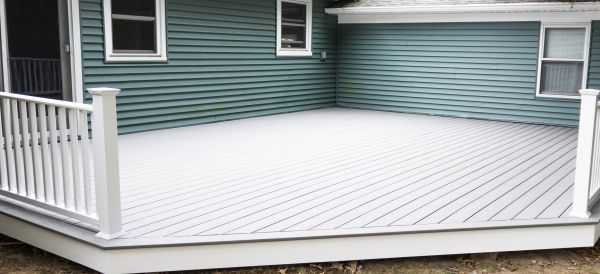 Cost of Elevated Deck Construction in Laguna Niguel